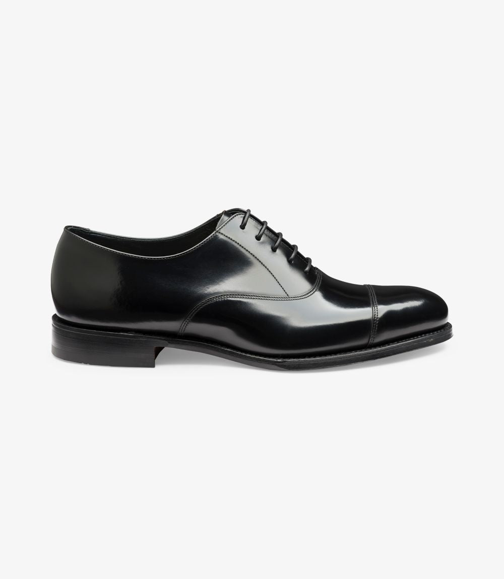 LOAKE Elgin Oxford shoe - Black Polished - Angle View