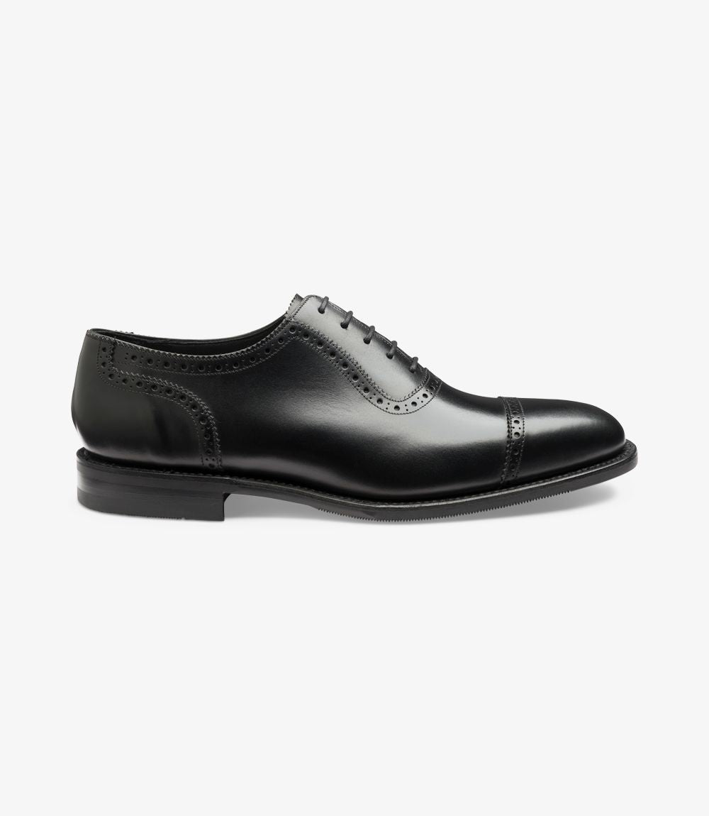 LOAKE - FLEET Premium calf semi brogue Oxford shoe - Black -Angle View